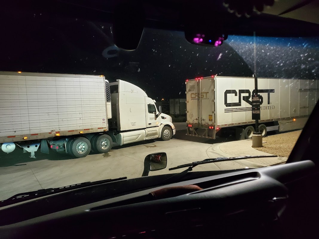 Roadside truck repair service