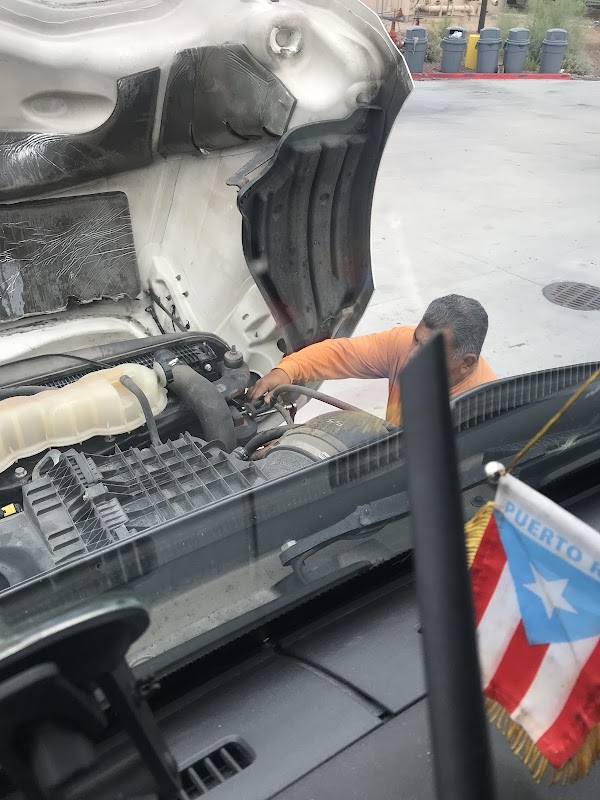 Mobile diesel repair in action